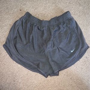 Nike Shorts Size L